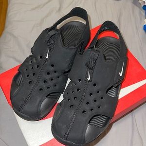 Nike sunray sandal